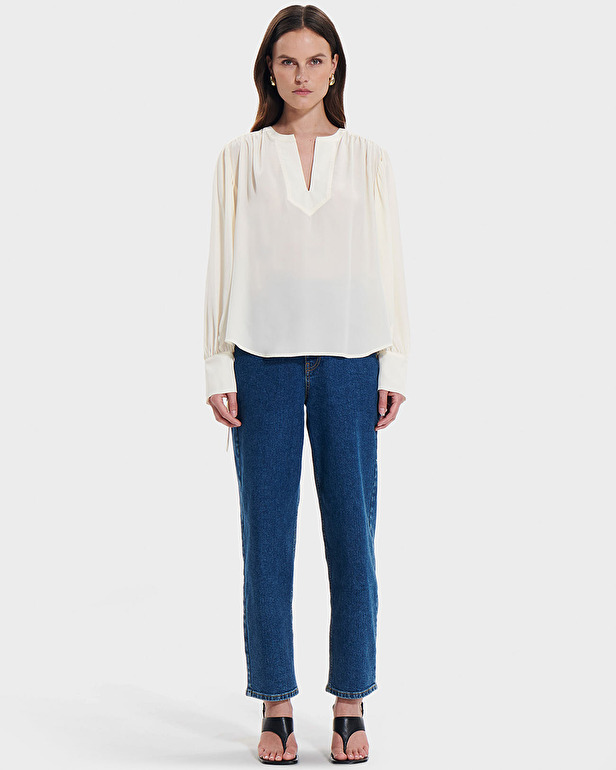 Bangkok blouse Flowing ecru blouse ZAPA