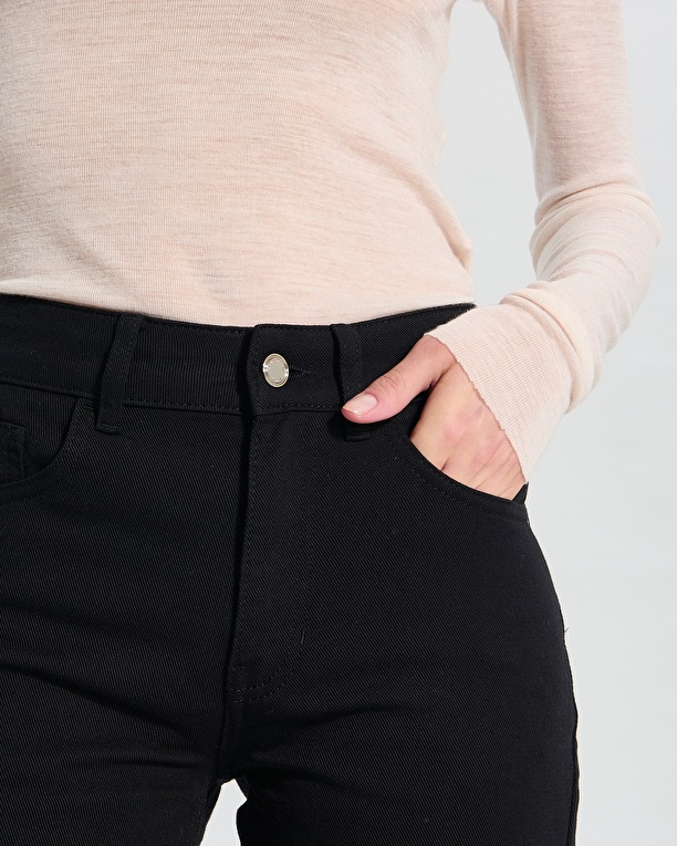 Jayce Jeans Black straight jeans ZAPA