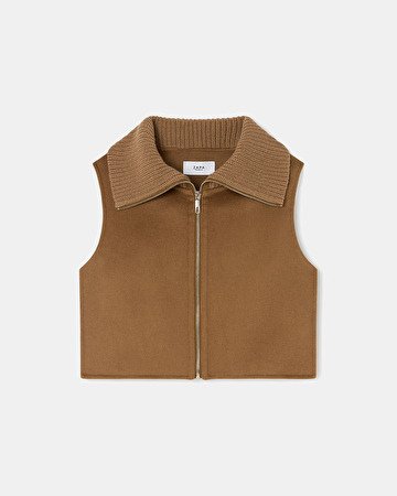 Cassandra Collar Camel Zipped Collar ZAPA