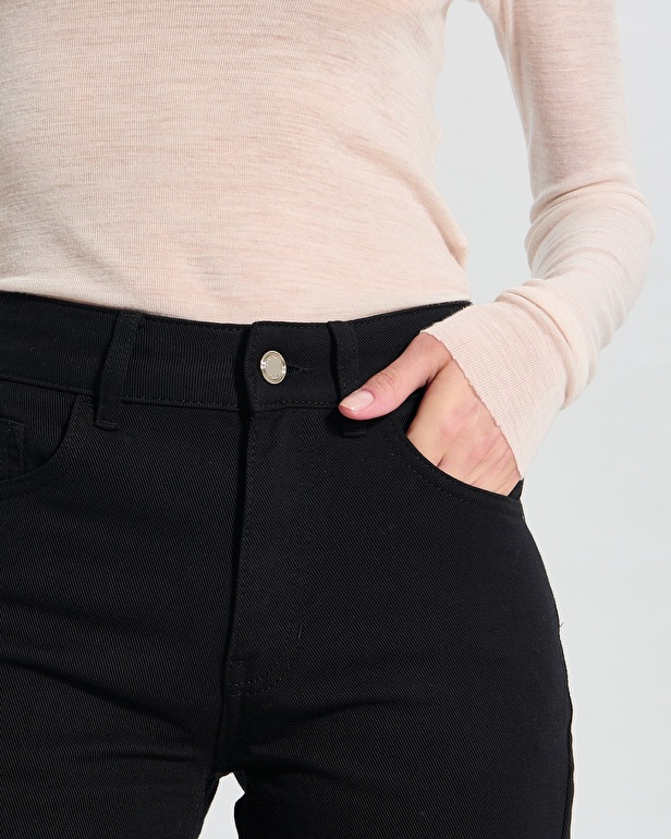 Jayce Jeans Black straight jeans ZAPA