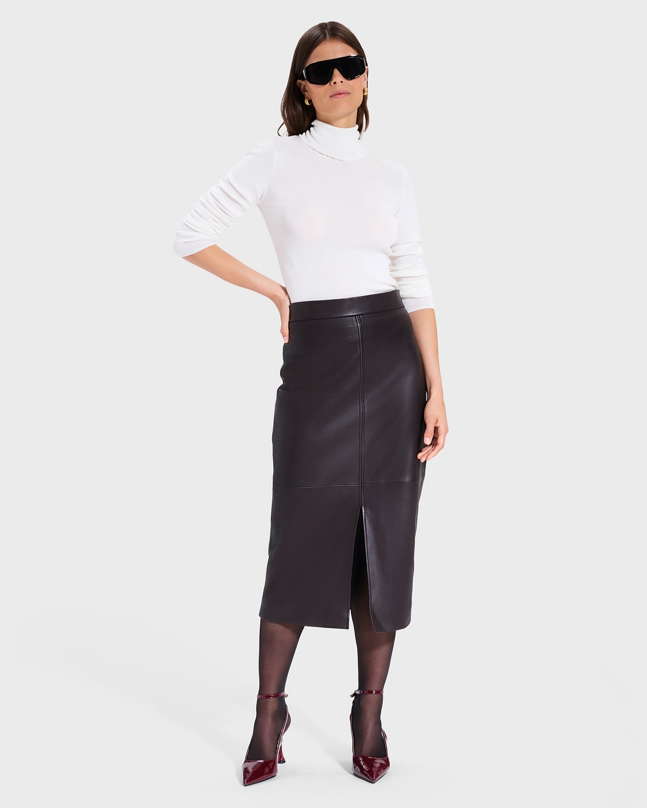 Norvind Sweater Ecru Thin Turtleneck Sweater ZAPA