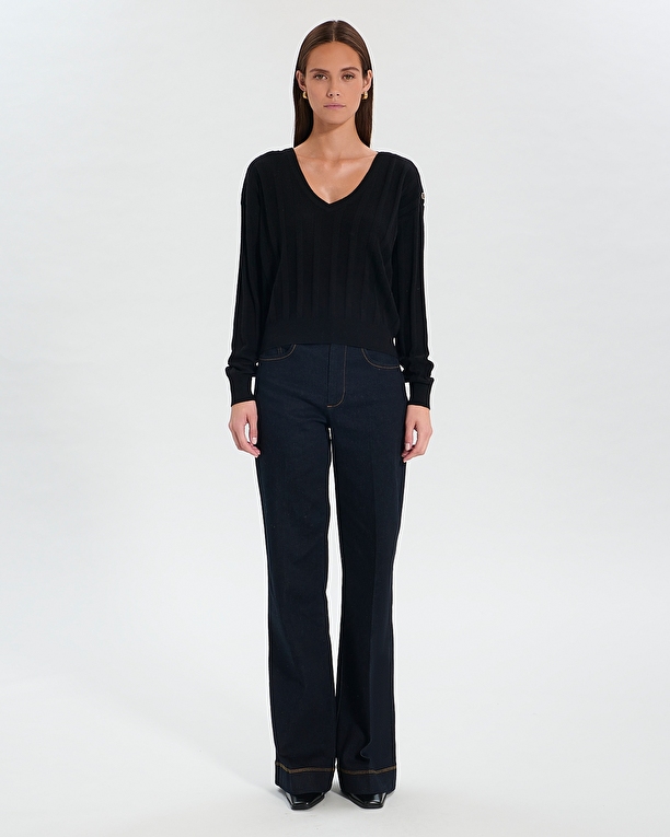 Naiima Sweater Naiima Sweater Black ZAPA