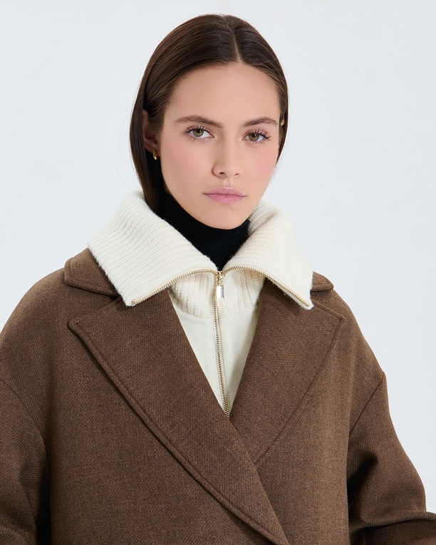 Cassandra collar Ecru zip collar ZAPA