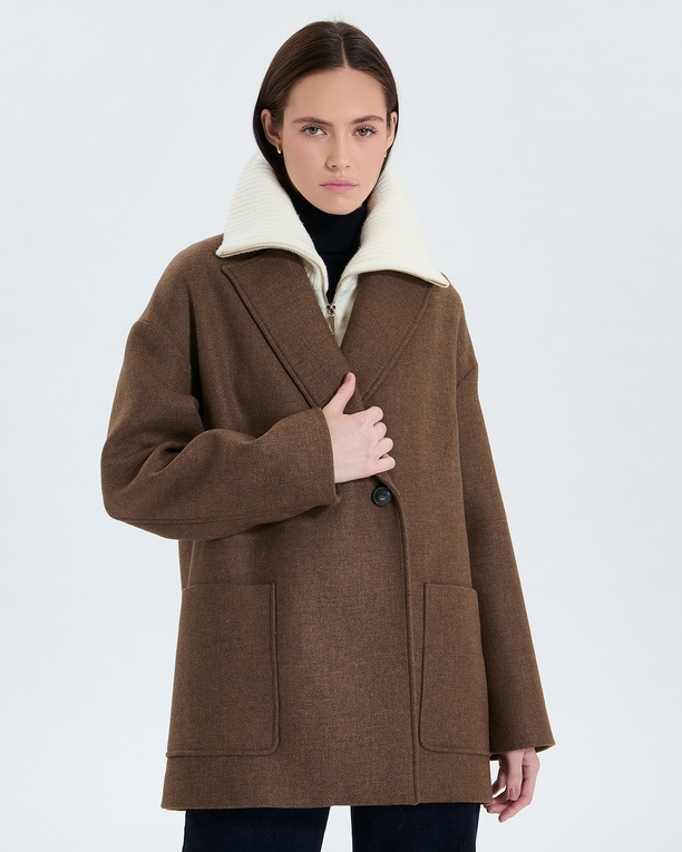 Cassandra collar Ecru zip collar ZAPA
