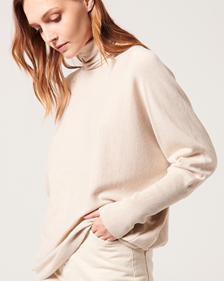 Pruna sweater beige turtleneck sweater zapa
