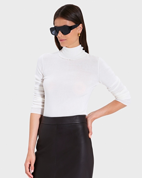 Norvind sweater ecru thin turtleneck sweater zapa