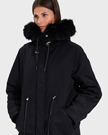 Pekin Parka Black Fitted Parka ZAPA