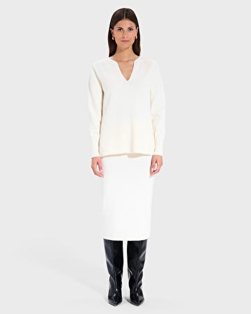 Nalani Sweater Ecru Loose Sweater ZAPA