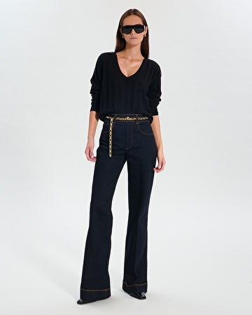 Naiima Sweater Naiima Sweater Black ZAPA