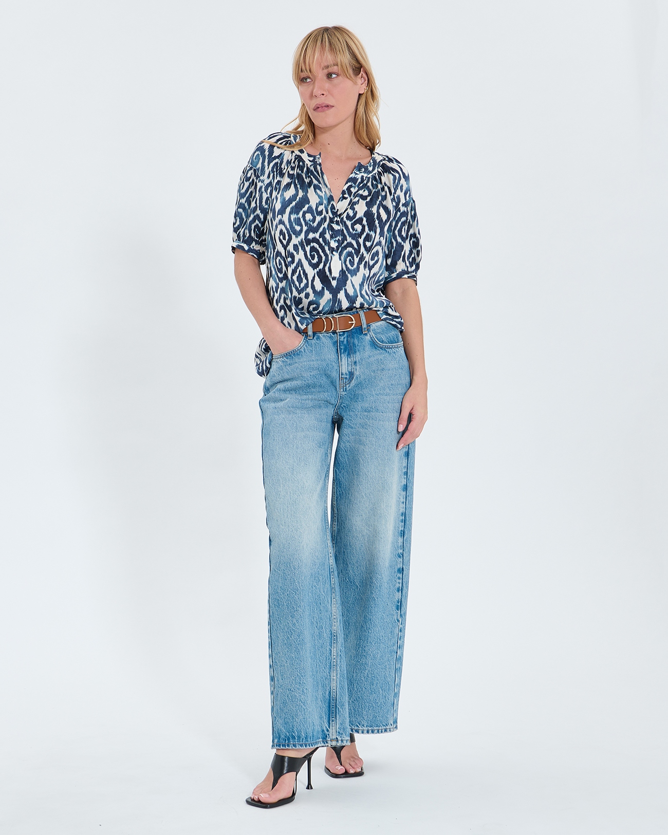 Tiphaine shirt Flowy shirt with Summer wave print ZAPA