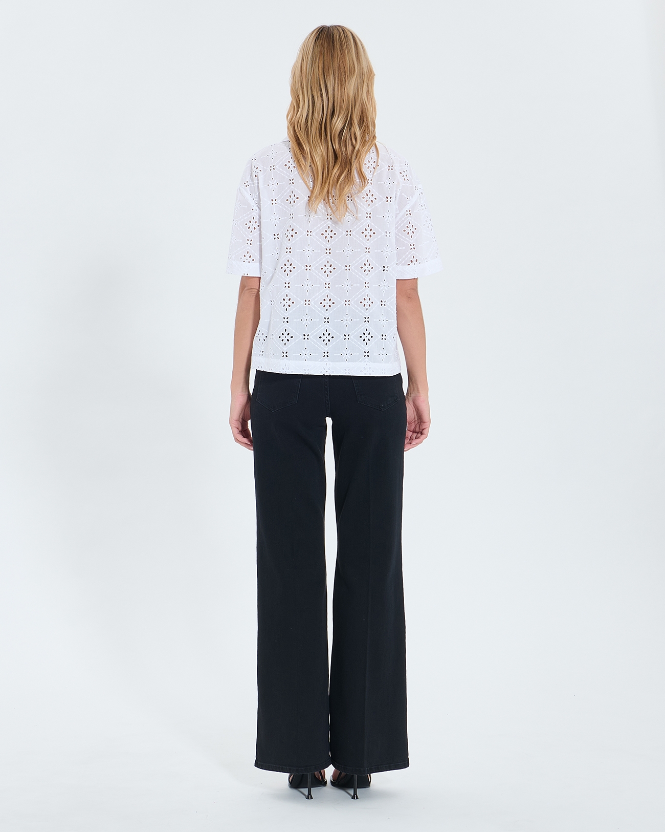 Top Teyma Loose top in ecru English embroidery ZAPA