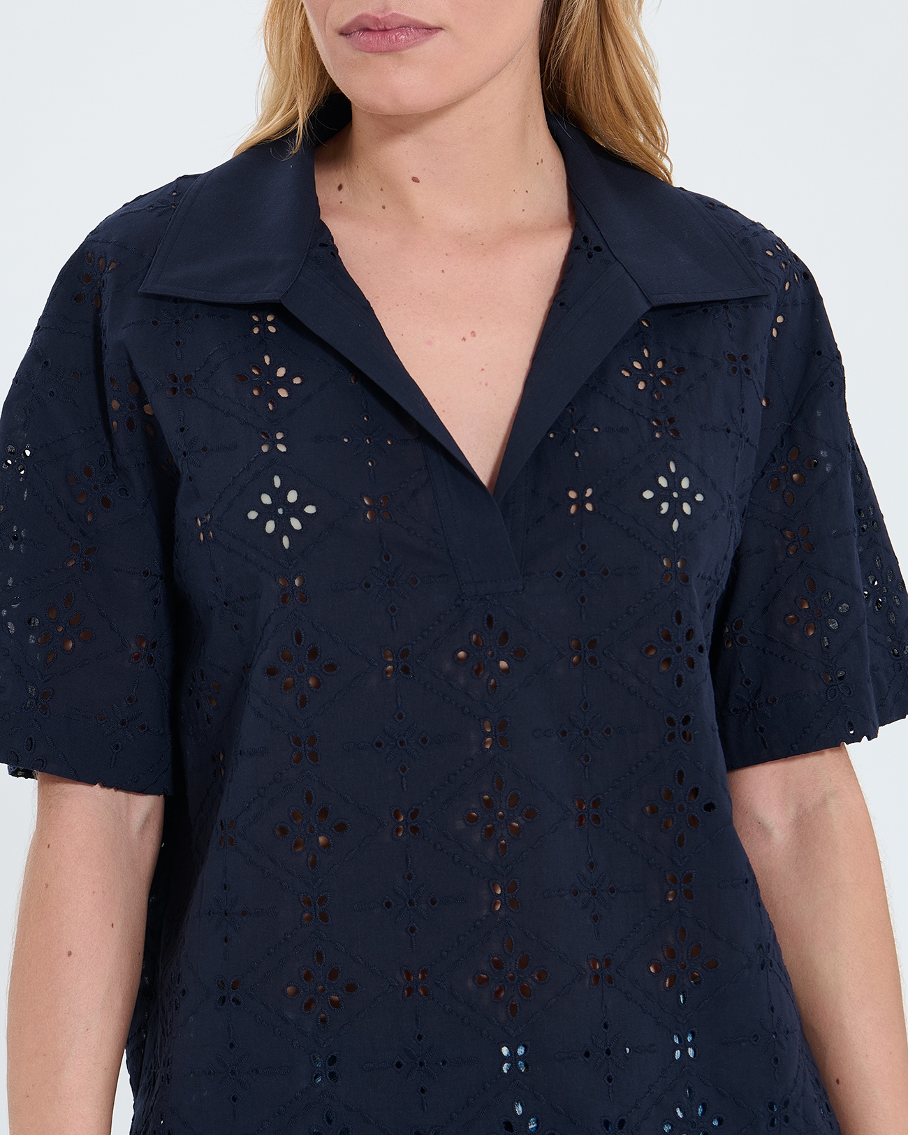 Top Teyma Loose top in nocturnal English embroidery ZAPA