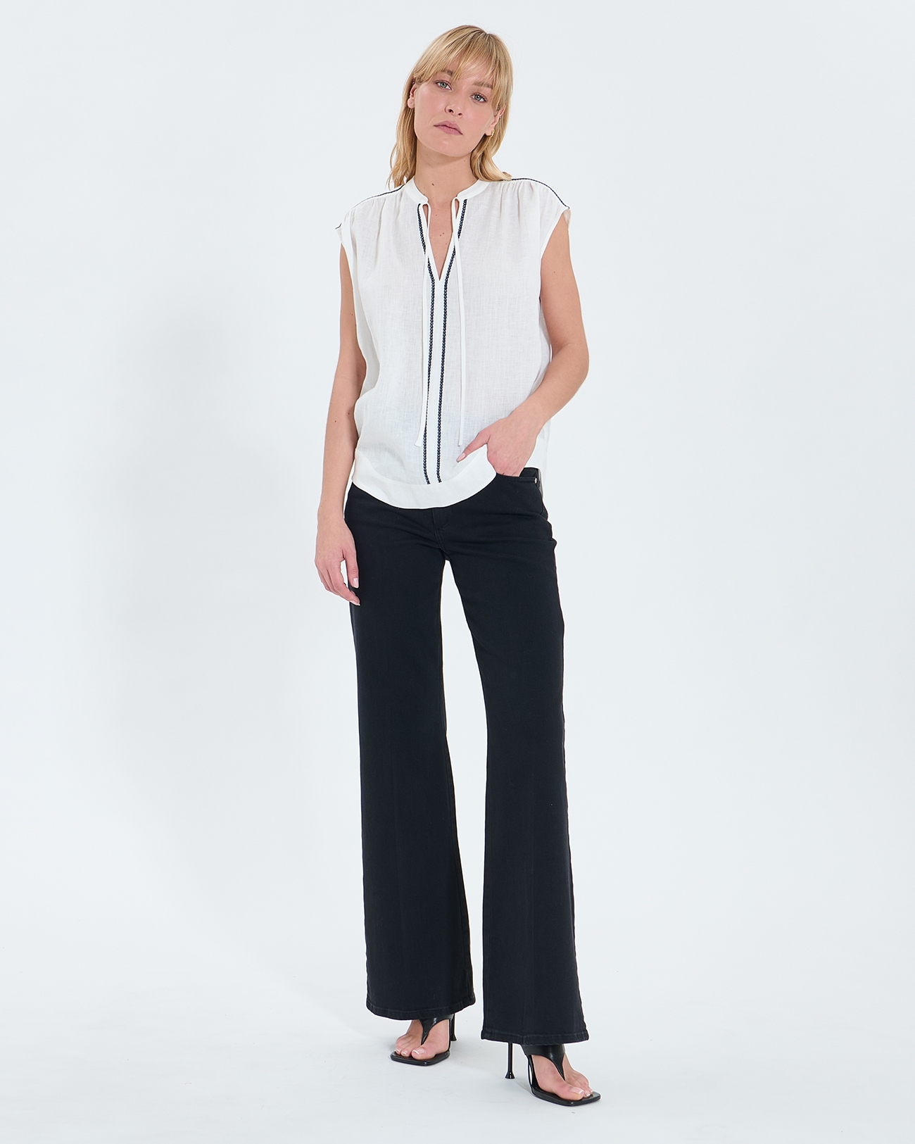 Top Taiwan Flowing top in ecru linen ZAPA