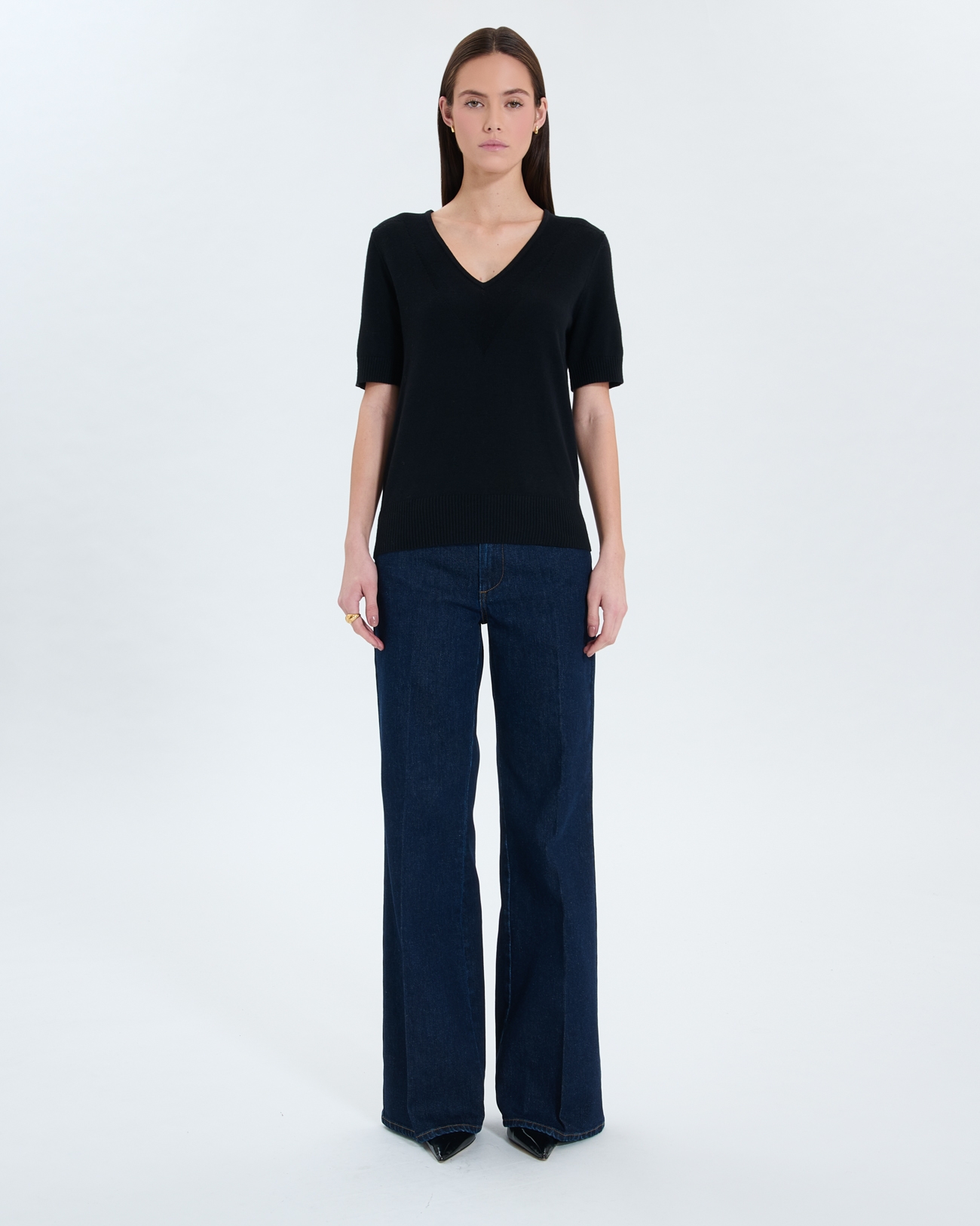 Narvi sweater Black short-sleeved sweater ZAPA
