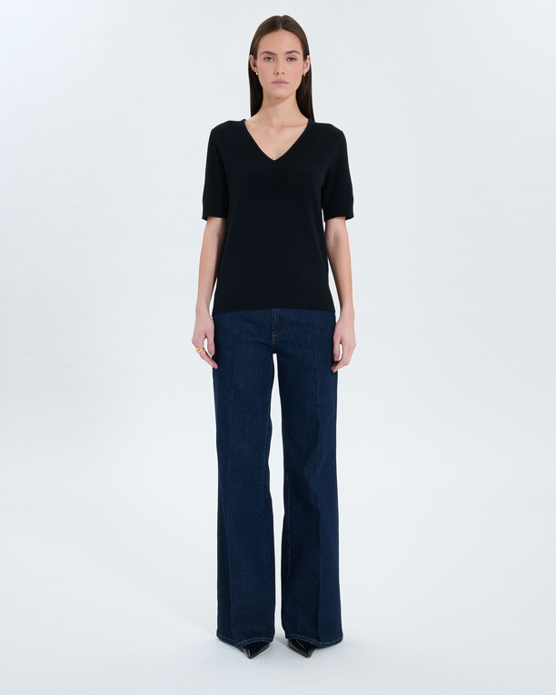 Narvi sweater Black short-sleeved sweater ZAPA