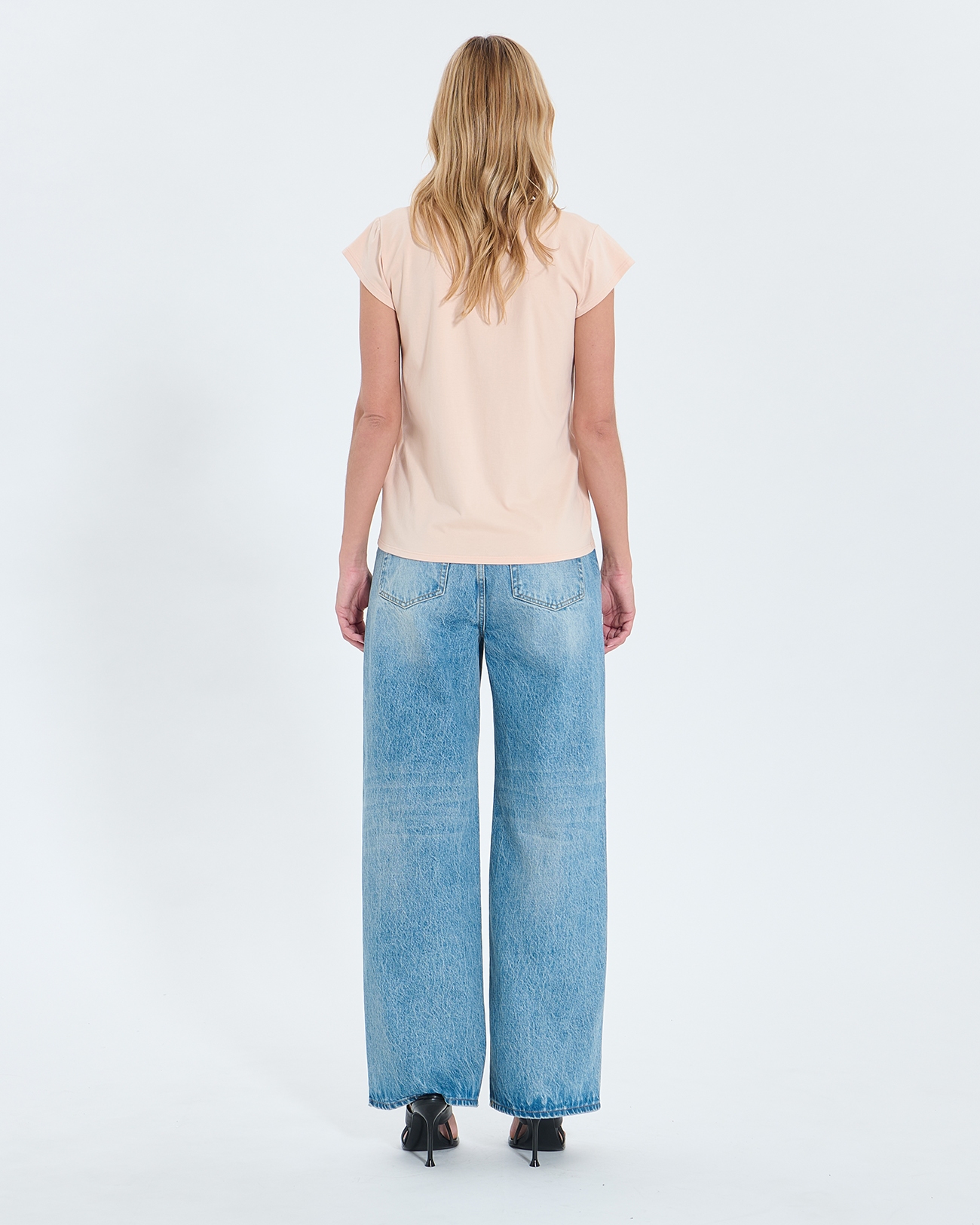 Tulipe Top Nude V-neck t-shirt ZAPA