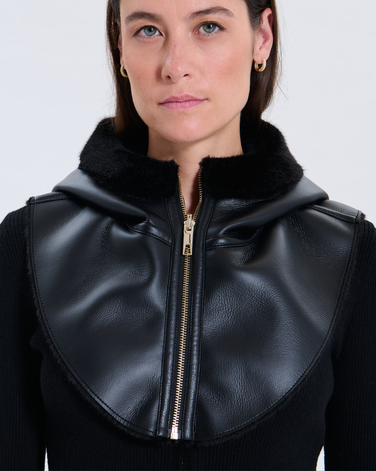 Capu Hood Capu Hood Black ZAPA