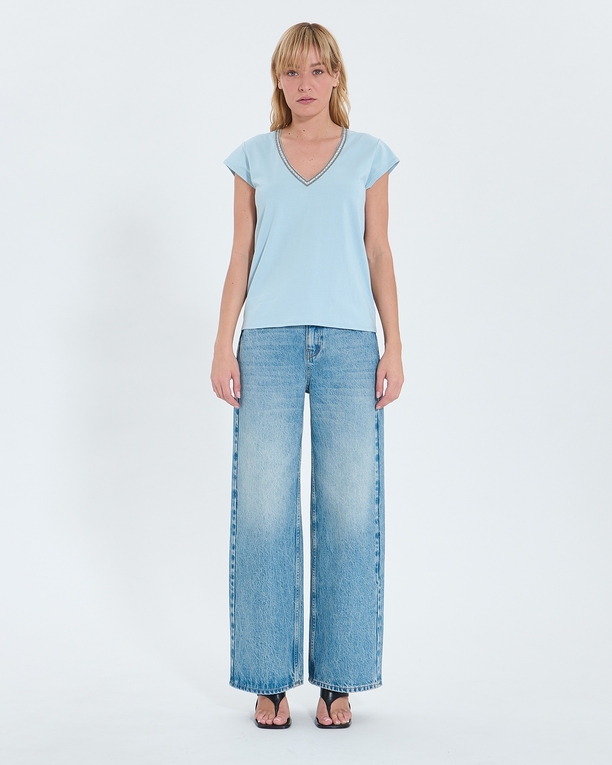 Tulipe Top Sky blue V-neck T-shirt ZAPA
