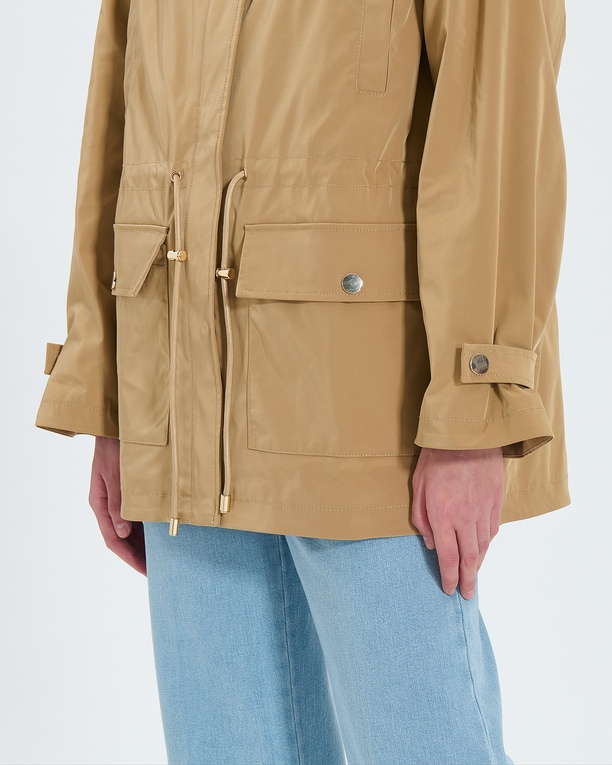 Tama raincoat Beige adjustable trench coat ZAPA
