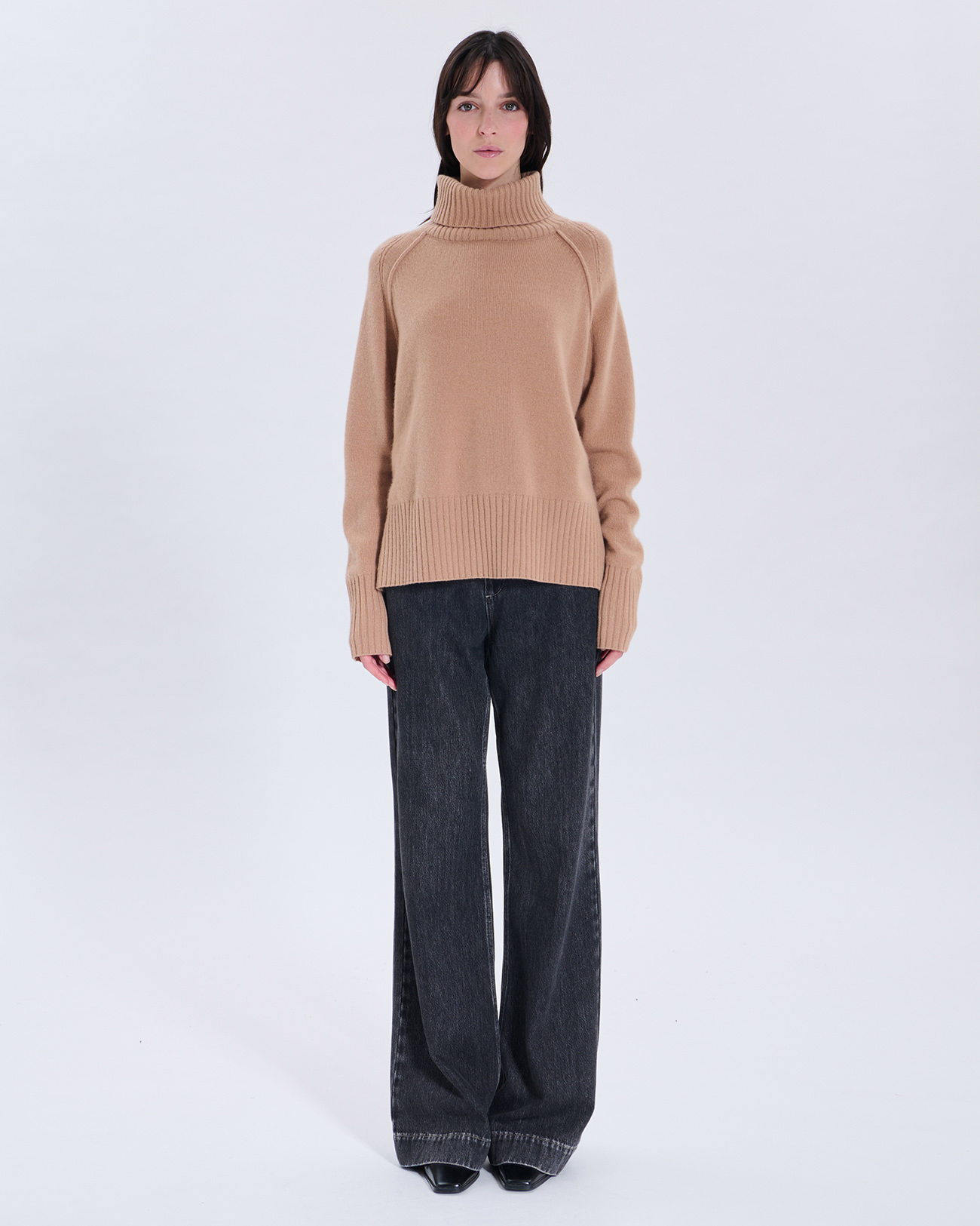 Nefeli Sweater Nefeli Camel cashmere sweater ZAPA
