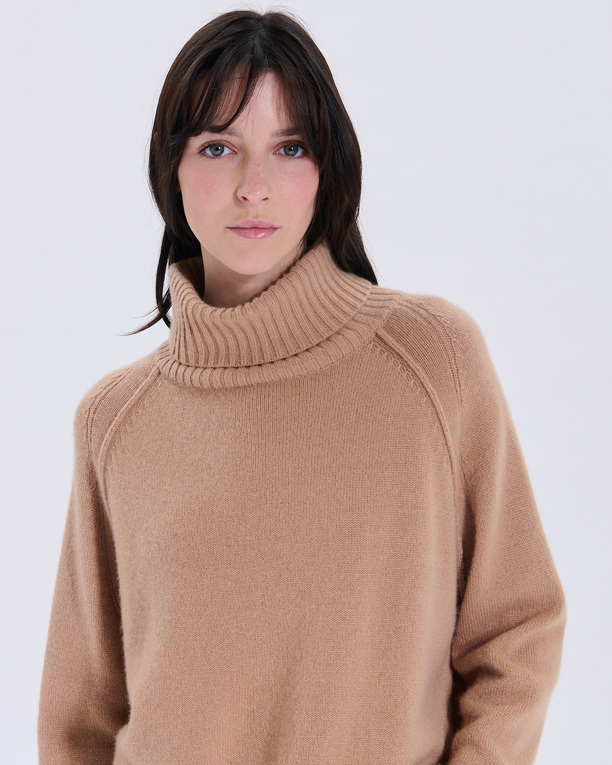 Nefeli Sweater Nefeli Camel cashmere sweater ZAPA