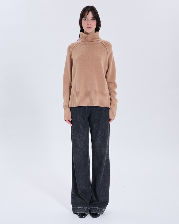Nefeli Sweater Nefeli Camel cashmere sweater ZAPA