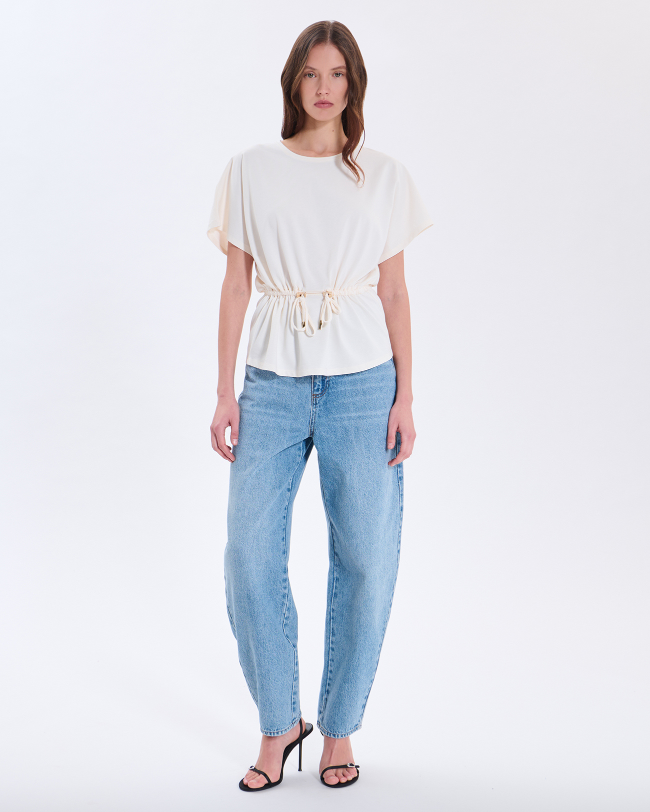 Toria Top Ecru top with a cinched waist ZAPA