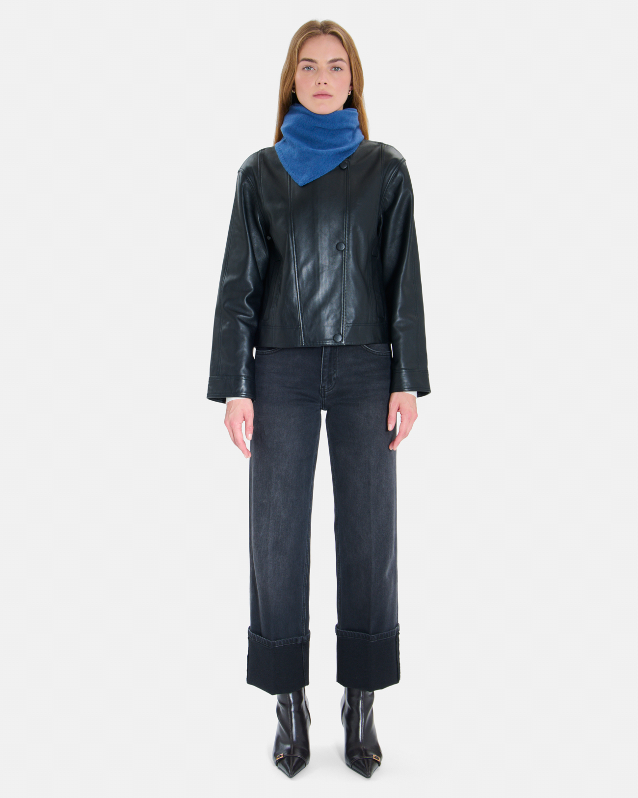 Elly scarf Indigo wool scarf ZAPA