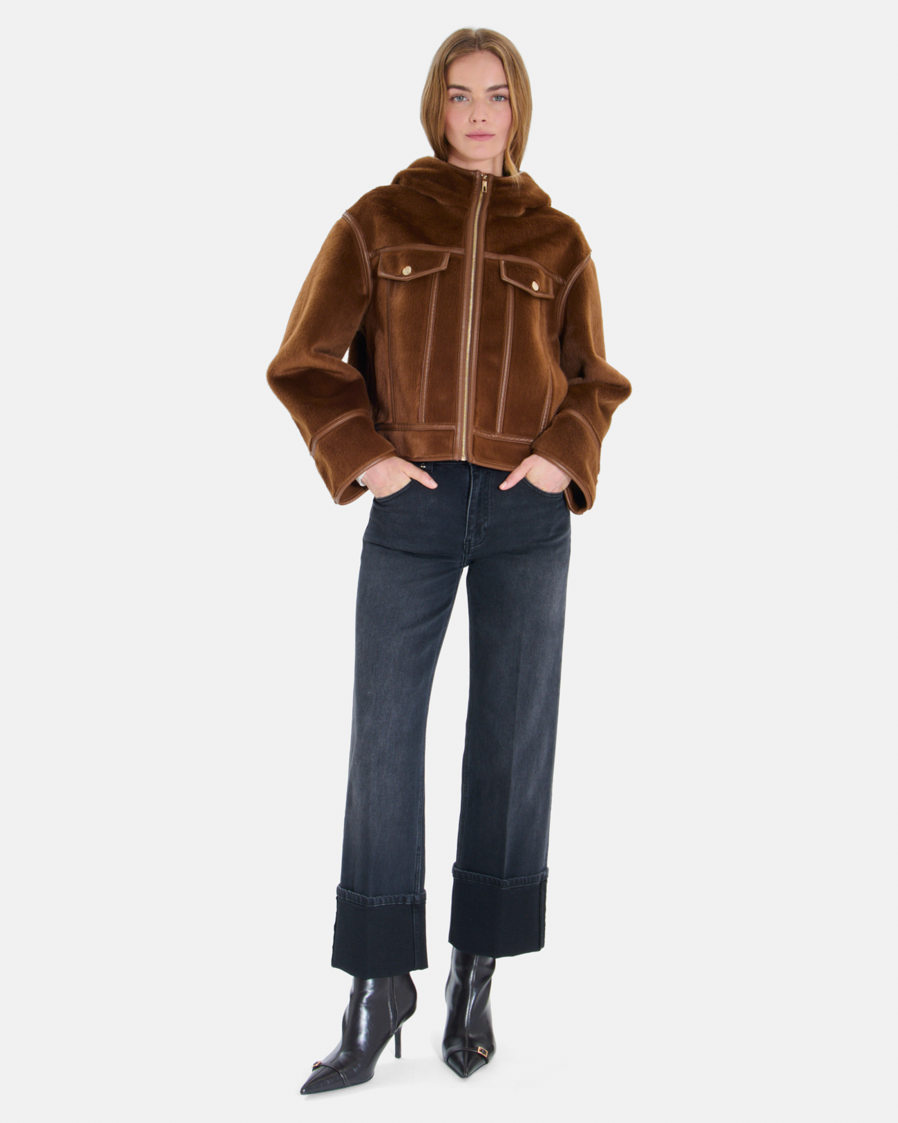 Moira Coat Short tobacco-colored boxy-cut coat with a stand-up collar ZAPA