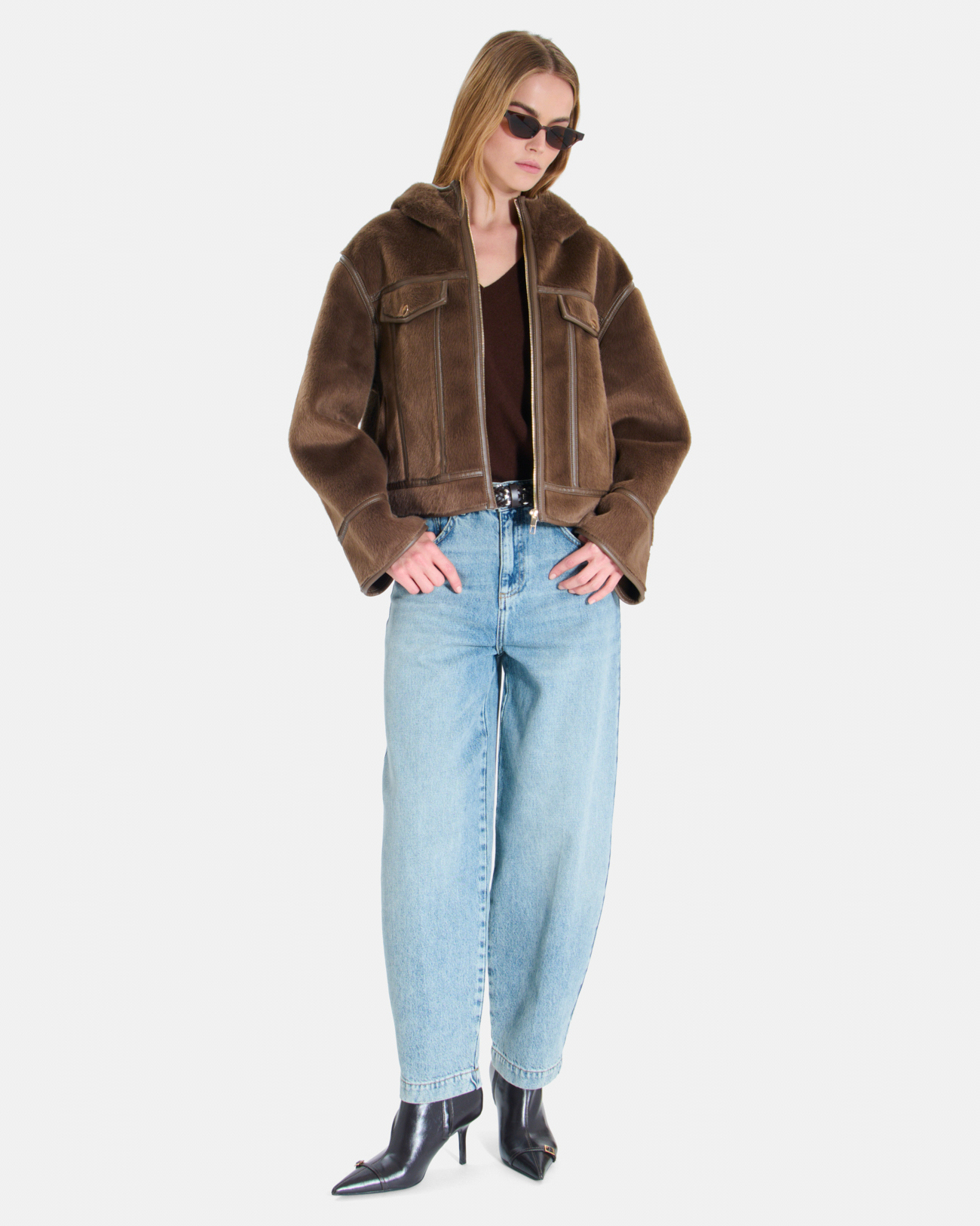 Moira Coat Short brown boxy-cut coat with a stand-up collar ZAPA