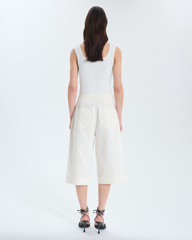 Slim Fit Shorts Slim ecru shorts ZAPA