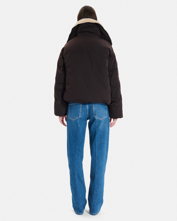 Blondie Puffer Jacket Short quilted chocolate-colored jacket with a stand-up collar ZAPA