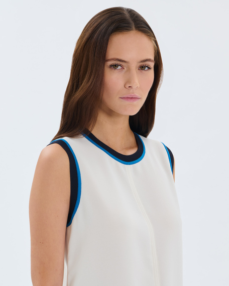 Top troy ecru contrast neckline top zapa