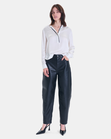 Beca Blouse Flowy off-white blouse with long sleeves ZAPA