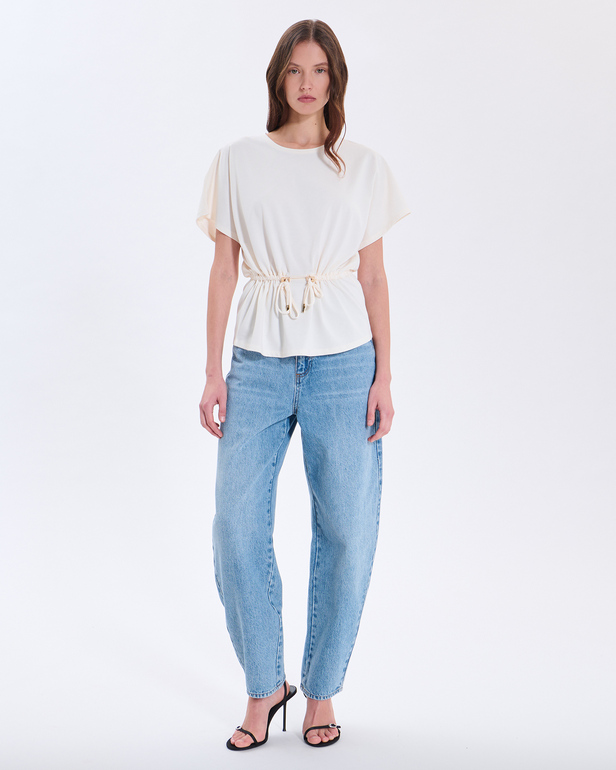 Toria Top Ecru top with a cinched waist ZAPA
