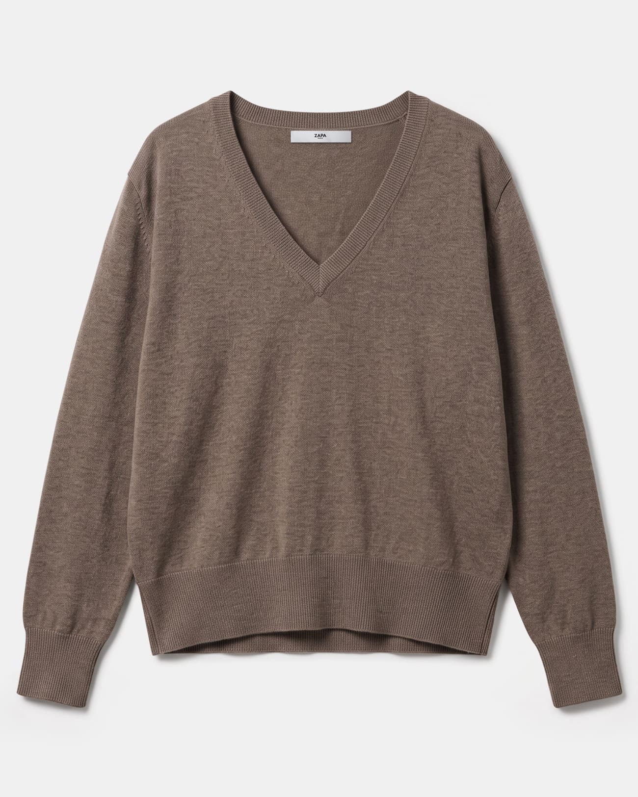 Pelu Sweater Hazelnut V-neck sweater in fine knit ZAPA