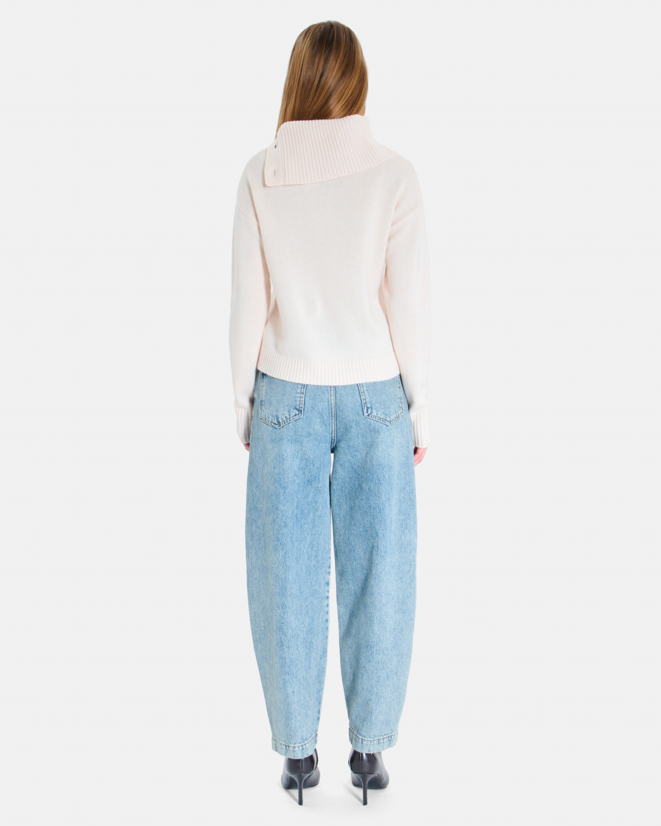 Nayla sweater Light beige cashmere V-neck sweater ZAPA