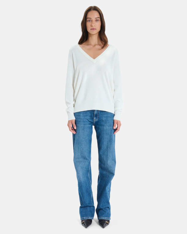 Pelu Sweater Cream V-neck sweater in fine knit ZAPA